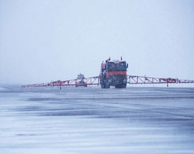 Airport Runway Deicing