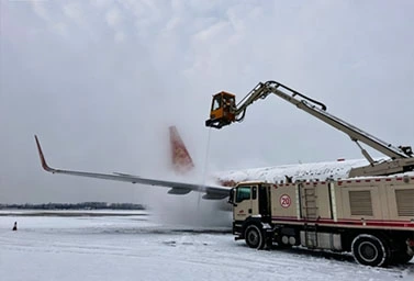 De-icing and snow melting for airport runways