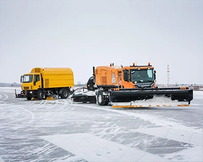  Deicing solid potassium acetate