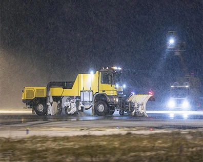 Deicing liquid potassium acetate
