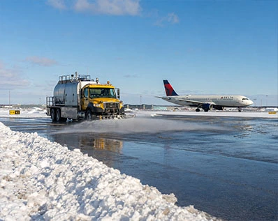 Deicing solid potassium acetate Deicing solid potassium acetate
