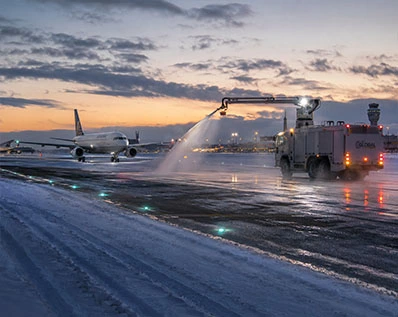 Snow melting liquid potassium acetate