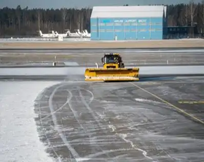 Airport Runway Deicing: Why Solid Potassium Acetate Wins
