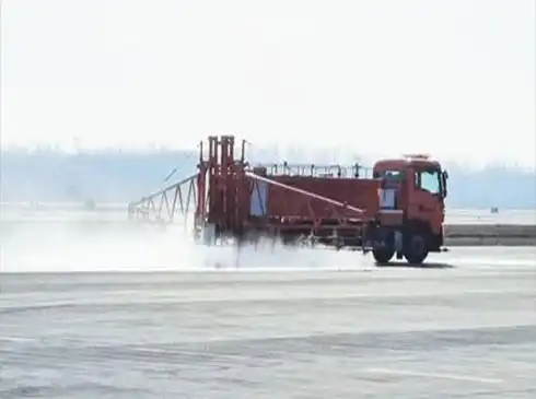 Liquid Potassium Acetate: The Eco-Friendly Snow Solution