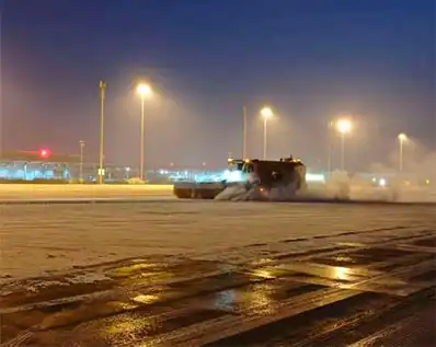 Benefits of Deicing Solid Potassium Acetate in High Winds