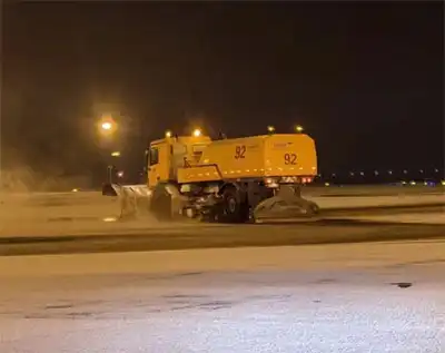 Can Deicing Solid Potassium Acetate Prevent Re-Icing on Roads and Runways?