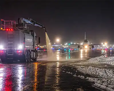 How Does Potassium Acetate Improve Runway Ice Control?