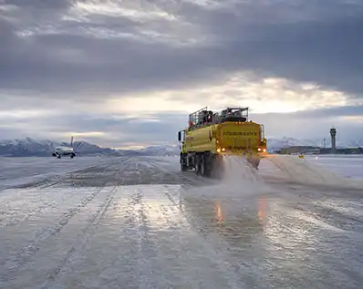 Choosing a Reliable Airport Runway De-Icing Chemical Supplier for Long-Term Cooperation